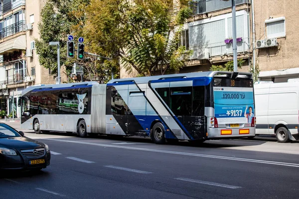 Tel Aviv Israel Marzo 2022 Autobús Que Conduce Por Las —  Fotos de Stock