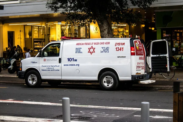 Tel Aviv Israel Mars 2022 Ambulans Som Kör Genom Tel — Stockfoto