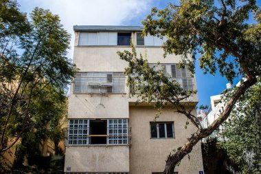 Tel Aviv, İsrail - 5 Mart 2022 Tel Aviv 'in metropol bölgesinin şehir merkezi İsrail' in en büyük ikinci şehri