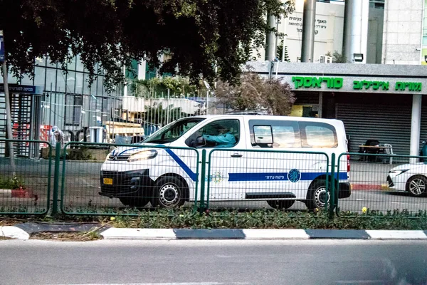 Tel Aviv Israel Marzo 2022 Ambulancia Recorriendo Las Calles Tel — Foto de Stock