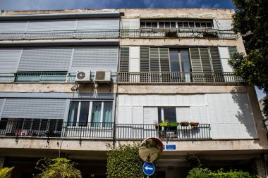 Tel Aviv, İsrail - 09 Mart 2022 Tel Aviv şehir merkezi, beyaz şehir ve İsrail 'in en büyük ikinci şehri