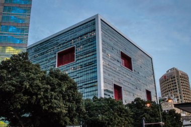 Tel Aviv, İsrail - 09 Mart 2022 Tel Aviv şehir merkezi, beyaz şehir ve İsrail 'in en büyük ikinci şehri