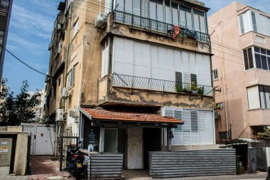 Tel Aviv, İsrail - 09 Mart 2022 Tel Aviv şehir merkezi, beyaz şehir ve İsrail 'in en büyük ikinci şehri