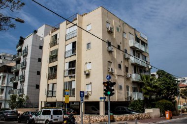Tel Aviv, İsrail - 09 Mart 2022 Tel Aviv şehir merkezi, beyaz şehir ve İsrail 'in en büyük ikinci şehri