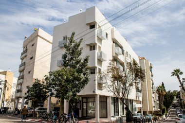 Tel Aviv, İsrail - 09 Mart 2022 Tel Aviv şehir merkezi, beyaz şehir ve İsrail 'in en büyük ikinci şehri