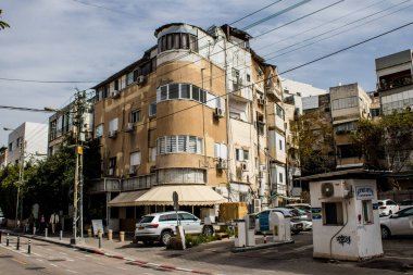 Tel Aviv, İsrail - 09 Mart 2022 Tel Aviv şehir merkezi, beyaz şehir ve İsrail 'in en büyük ikinci şehri