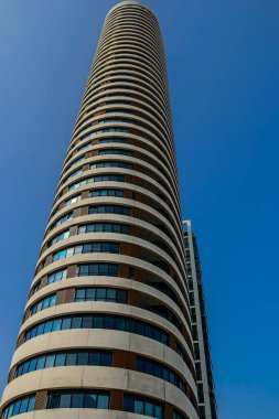 Tel Aviv, İsrail - 11 Nisan 2022 Tel Aviv şehir merkezi, beyaz şehir ve İsrail 'in en büyük ikinci şehri