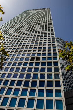 Tel Aviv, İsrail - 11 Nisan 2022 Tel Aviv şehir merkezi, beyaz şehir ve İsrail 'in en büyük ikinci şehri