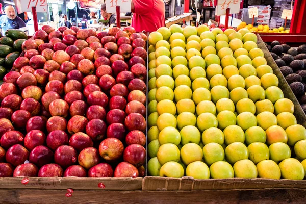 Tel Aviv Israel April 2022 Färska Grönsaker Frukt Oliver Kryddor — Stockfoto