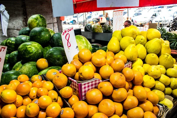 Tel Aviv Izrael Dubna 2022 Čerstvá Zelenina Ovoce Olivy Koření — Stock fotografie