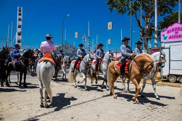 Seville Spain May 2022 Sevillian Riders Dressed Traditional Andalusian Way — Stockfoto