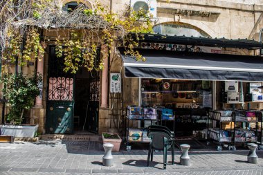 Tel Aviv, İsrail - 7 Mayıs 2022 Tel Aviv şehir merkezi, beyaz şehir ve İsrail 'in en büyük ikinci şehri