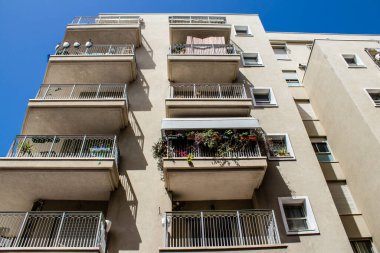 Tel Aviv, İsrail - 7 Mayıs 2022 Tel Aviv şehir merkezi, beyaz şehir ve İsrail 'in en büyük ikinci şehri