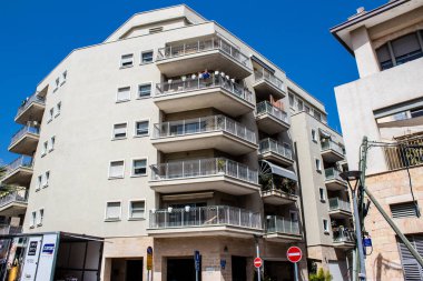 Tel Aviv, İsrail - 7 Mayıs 2022 Tel Aviv şehir merkezi, beyaz şehir ve İsrail 'in en büyük ikinci şehri