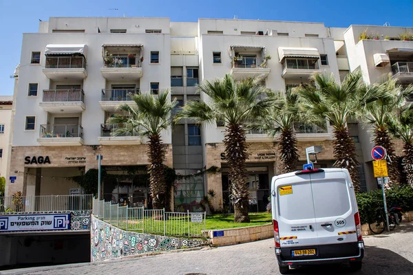 Tel Aviv, İsrail - 7 Mayıs 2022 Tel Aviv şehir merkezi, beyaz şehir ve İsrail 'in en büyük ikinci şehri