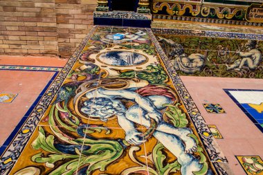 Seville, İspanya - 15 Mayıs 2022 İspanya Plaza, Andalusia bölgesinin başkenti ve sembolik bir şehir olan Seville 'deki Maria Luisa parkında yer alan bir mimari komplekstir.