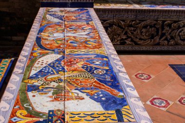 Seville, İspanya - 15 Mayıs 2022 İspanya Plaza, Andalusia bölgesinin başkenti ve sembolik bir şehir olan Seville 'deki Maria Luisa parkında yer alan bir mimari komplekstir.