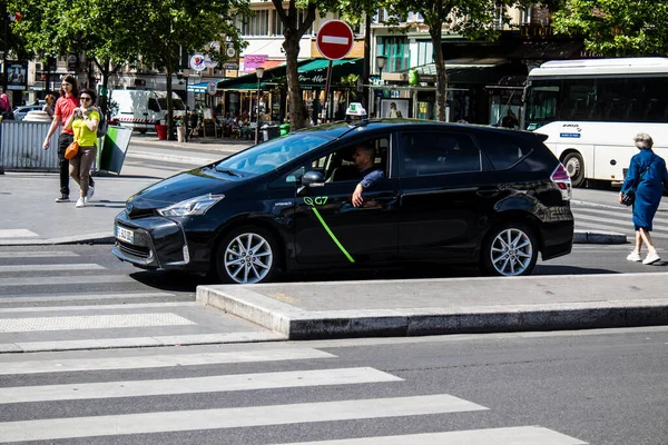 París Francia Mayo 2022 Taxi Que Circula Por Las Calles —  Fotos de Stock