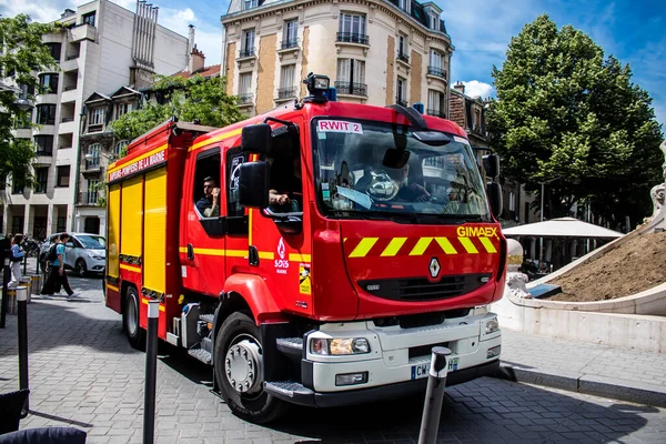 Reims France Mai 2022 Pompier Traverse Les Rues Reims Pendant — Photo