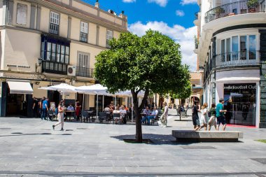 Seville, İspanya - Haziran 01, 2022 Seville şehri ve İspanya 'nın güneyindeki Endülüs Bölgesi' nin başkenti Sevilla 'nın mimarisi.