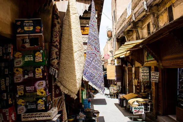 Fez Marocko Juni 2022 Sopporna Fez Medina Traditionella Arabiska Marknader — Stockfoto