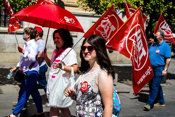 Sevilla Spanyolország Június 2022 Személyzeti Segítségnyújtásban Dolgozó Alkalmazottak Háztartási Alkalmazottak — Stock Fotó