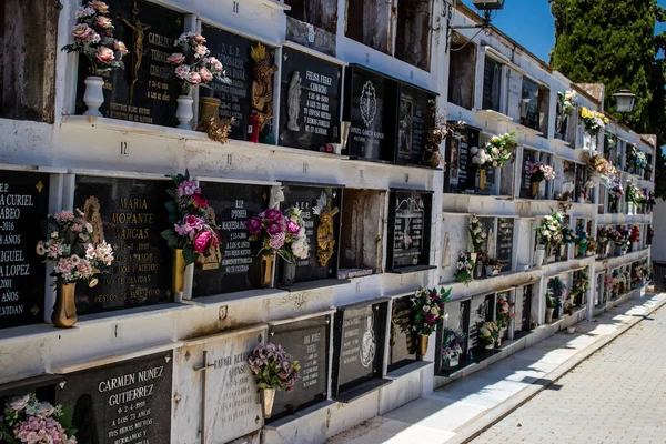 Carmona Spanje Juli 2022 Typische Graven Een Christelijke Begraafplaats Van — Stockfoto