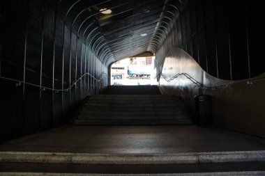 Seville, İspanya - 4 Temmuz 2022 Sevilla şehri ve İspanya 'nın güneyindeki Endülüs Bölgesi' nin başkenti Sevilla 'nın mimarisi