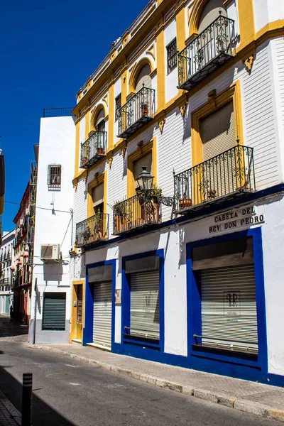 Sevilla Spanien Juli 2022 Fassade Eines Gebäudes Den Straßen Von — Stockfoto