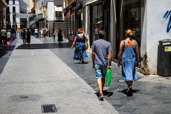 Sevilla Španělsko Července 2022 Chodci Nakupující Hlavní Obchodní Ulici Sevilly — Stock fotografie