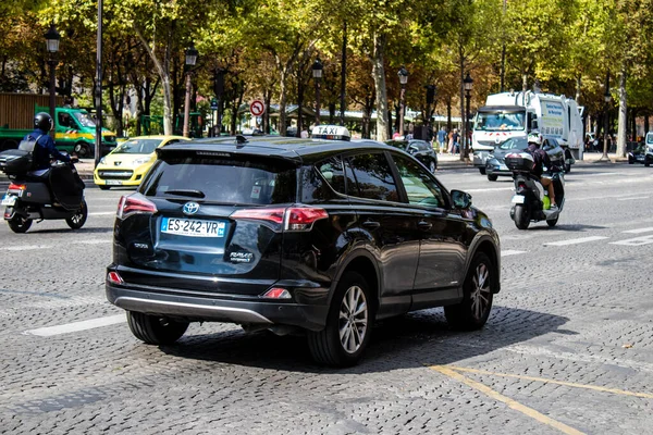 Paris France September 2022 Taxi Driving Streets Paris Mode Transport — Foto de Stock