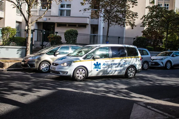 Paris France September 2022 Ambulance Driving Streets Paris Coronavirus Outbreak — Foto de Stock