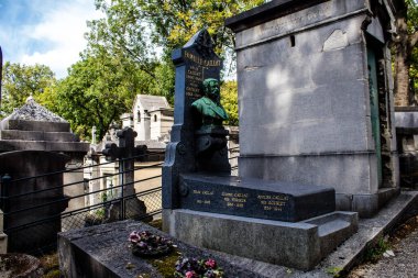 Paris, France - September 05, 2022 The Pere Lachaise cemetery is the largest Parisian cemetery, a popularity that the place owes to its 220 years of history and 70000 graves including many celebrities