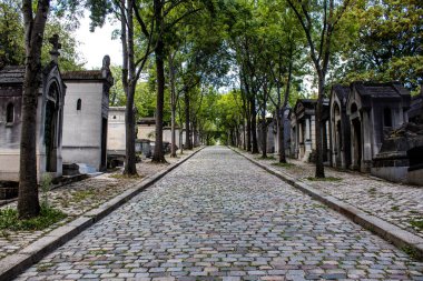 Paris, France - September 05, 2022 The Pere Lachaise cemetery is the largest Parisian cemetery, a popularity that the place owes to its 220 years of history and 70000 graves including many celebrities