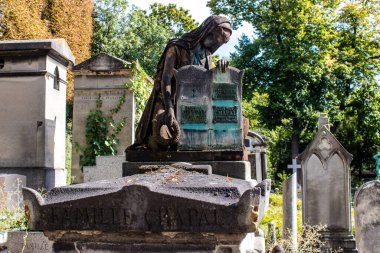 Paris, France - September 05, 2022 The Pere Lachaise cemetery is the largest Parisian cemetery, a popularity that the place owes to its 220 years of history and 70000 graves including many celebrities