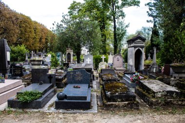 Paris, France - September 05, 2022 The Pere Lachaise cemetery is the largest Parisian cemetery, a popularity that the place owes to its 220 years of history and 70000 graves including many celebrities