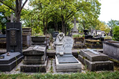 Paris, France - September 05, 2022 The Pere Lachaise cemetery is the largest Parisian cemetery, a popularity that the place owes to its 220 years of history and 70000 graves including many celebrities