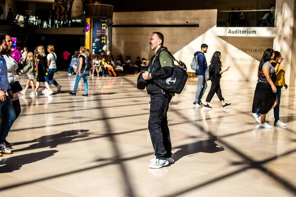 Paris France September 2022 Louvre Largest Museum World Tourists Main — Stock Photo, Image