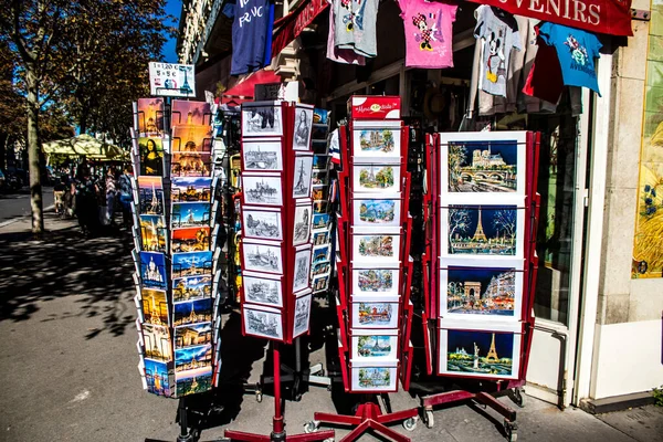 Paris Frankreich September 2022 Dekorative Objekte Und Verschiedene Geschenke Die — Stockfoto