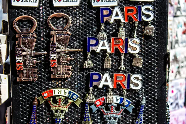 Paris Frankreich September 2022 Dekorative Objekte Und Verschiedene Geschenke Die — Stockfoto