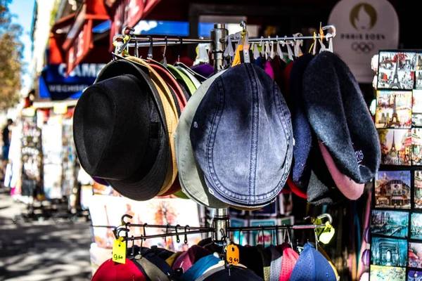 Paris Frankreich September 2022 Dekorative Objekte Und Verschiedene Geschenke Die — Stockfoto