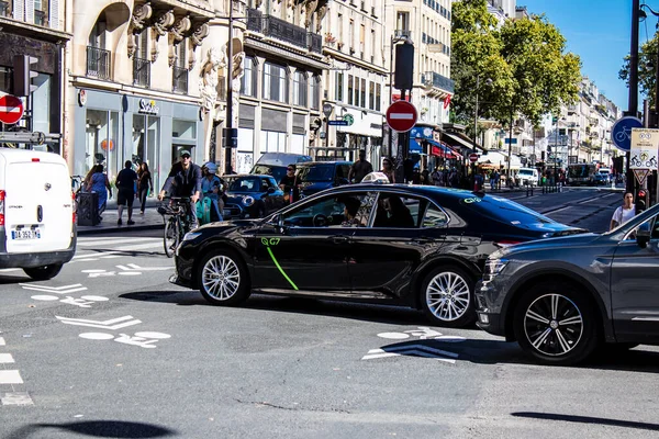 Paris France September 2022 Taxi Driving Streets Paris Mode Transport — Stock Photo, Image