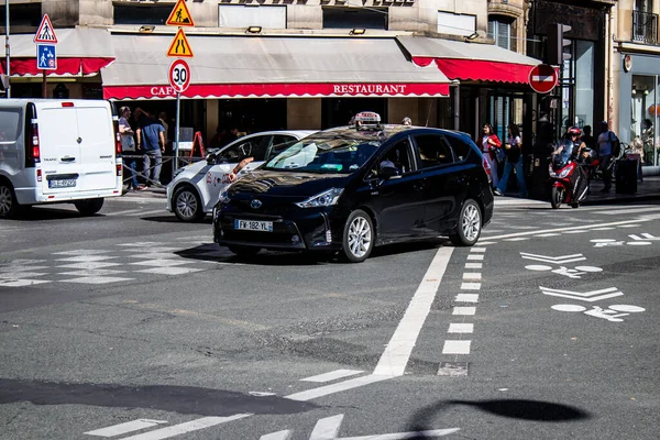 Paris França Setembro 2022 Táxi Nas Ruas Paris Este Modo — Fotografia de Stock