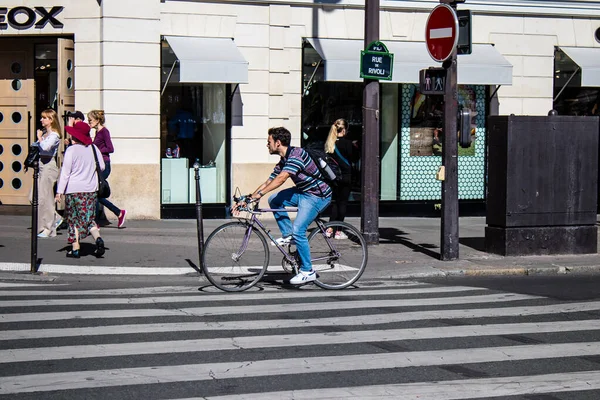 Paris Frankreich September 2022 Menschen Radeln Auf Den Straßen Fahrräder — Stockfoto