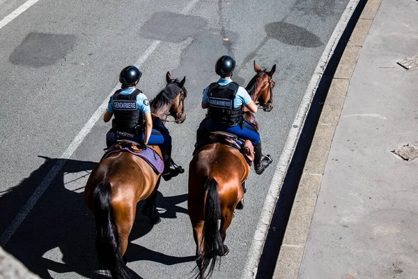Parijs Frankrijk September 2022 Politie Patrouilleert Straten Van Parijs Een — Stockfoto