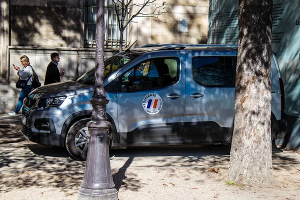 Paris França Setembro 2022 Polícia Patrulha Ruas Paris Cidade Emblemática — Fotografia de Stock