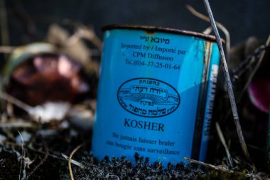 Reims, Fransa - 22 Eylül 2022 Kuzey Mezarlığı Reims şehrindeki en eski mezarlıktır. 18. yüzyılın sonunda inşa edilen bina, ünlü Reims vatandaşlarının kalıntılarını içeriyor.