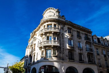 Reims, Fransa - 22 Eylül 2022 Cityscape and architecture of Reims, sembolik bir şehir ve Fransa Şampanya 'nın başkenti