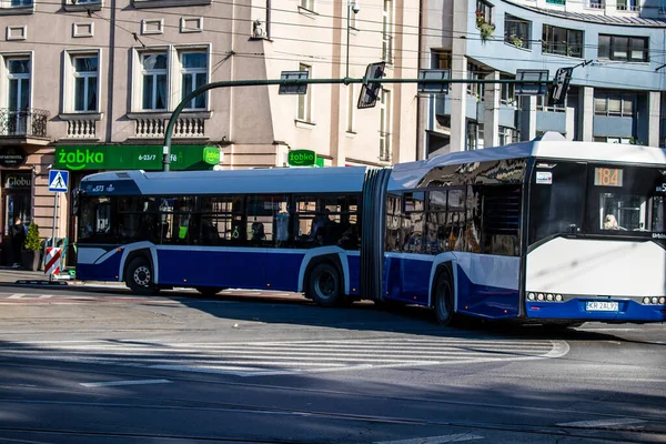 Cracovia Polonia Octubre 2022 Autobús Que Conduce Las Calles Cracovia — Foto de Stock