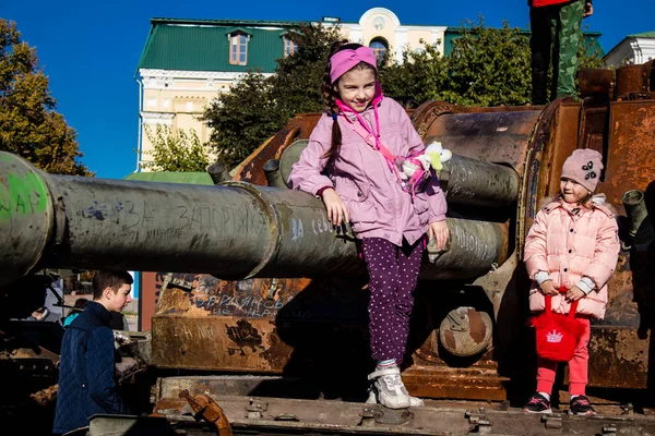 Ødelagt Russisk Militært Udstyr Udstilling Mykhailivska Square Kiev Ukraine Oktober - Stock-foto